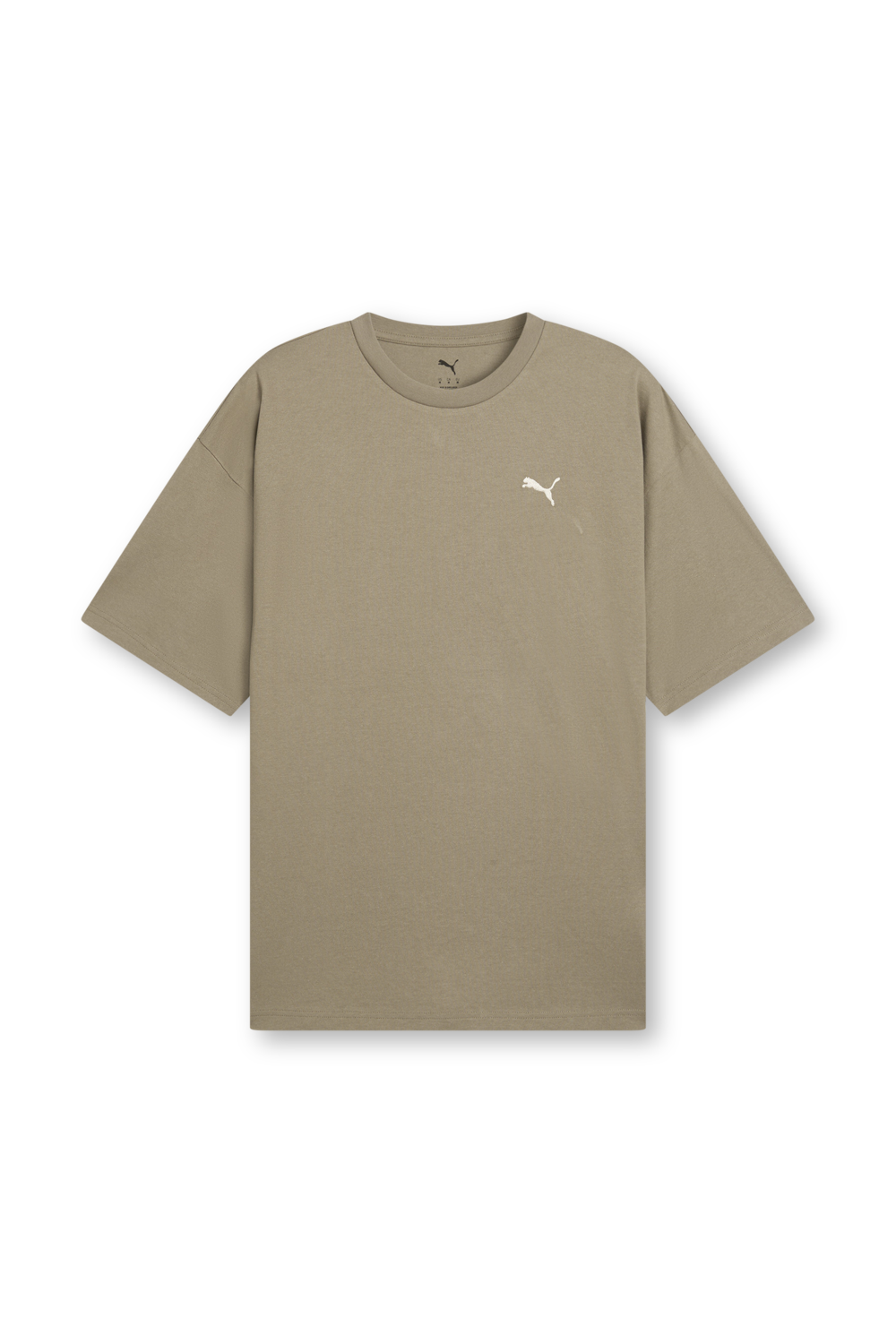 תמונה קידמית של חולצת טי אוברסייז