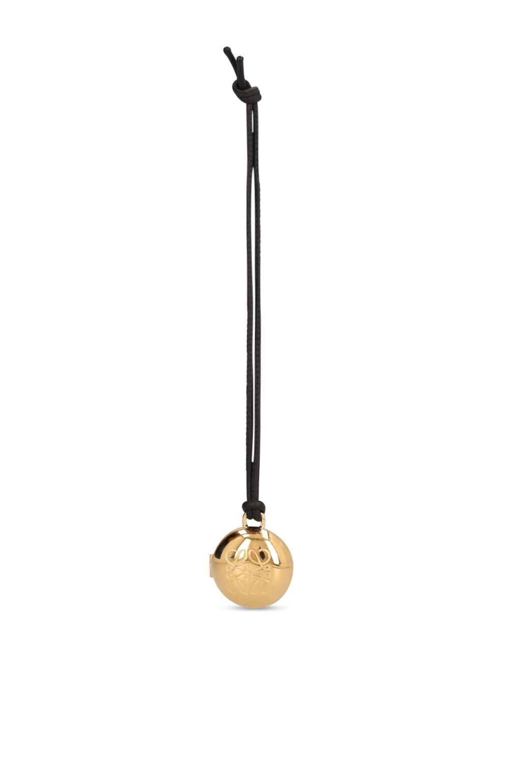 תמונה קידמית של צ'ארם מראה