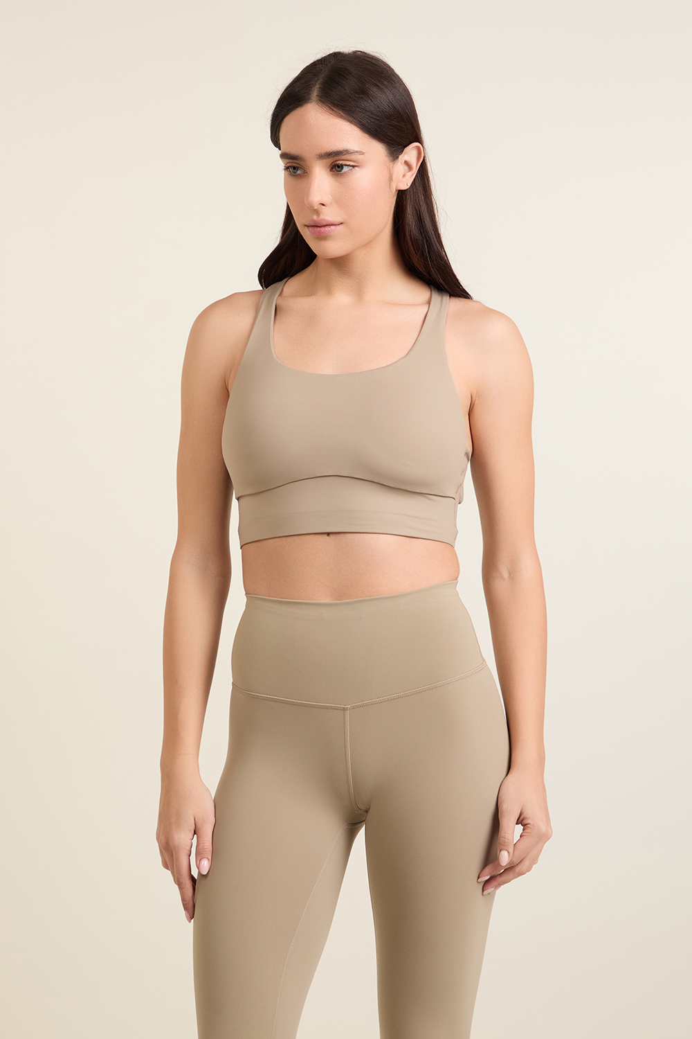 תמונת דוגמן קידמית של Energy Longline Bra *Evolve