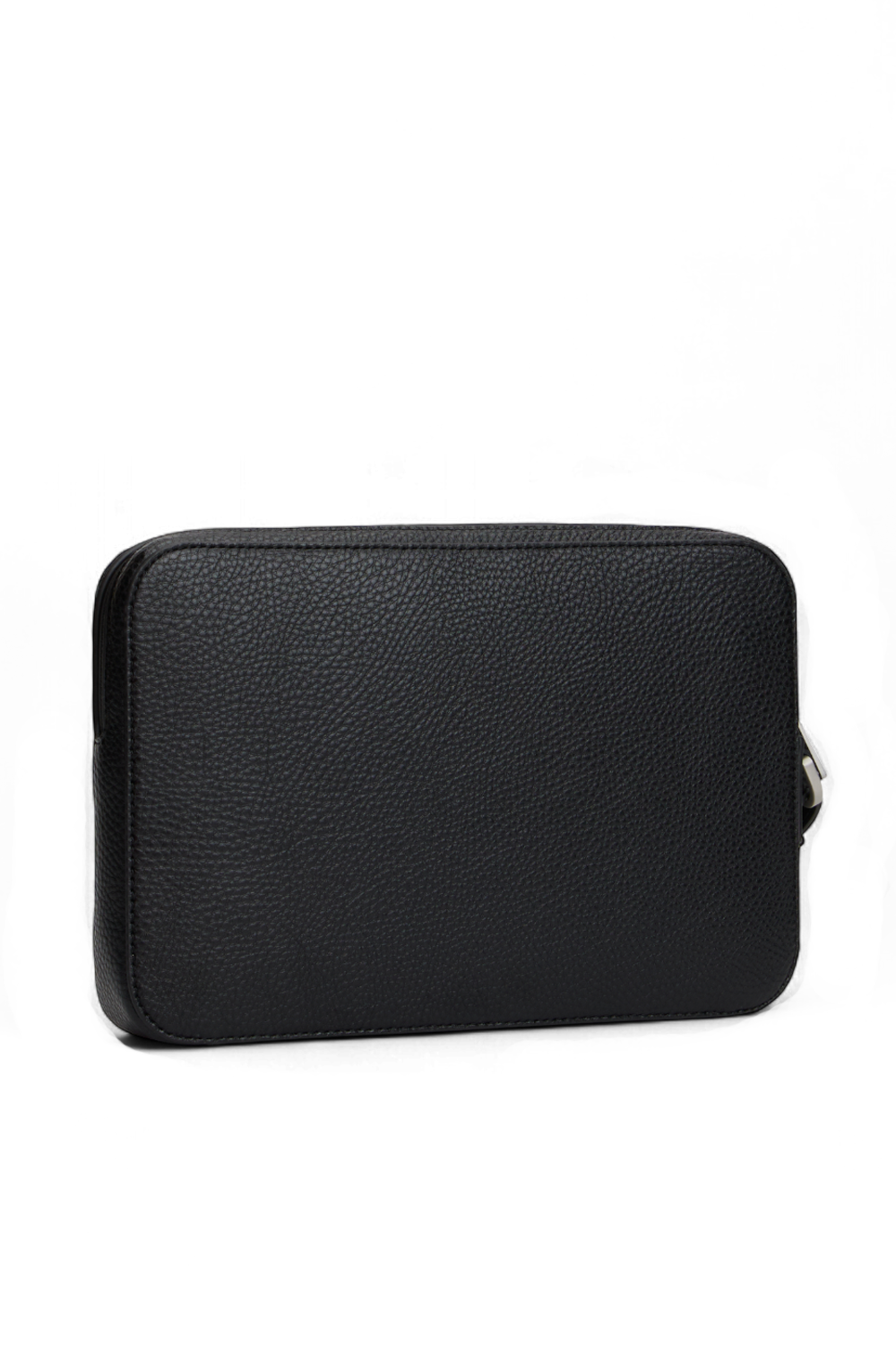 תמונה אחורית של תיק קלאץ'