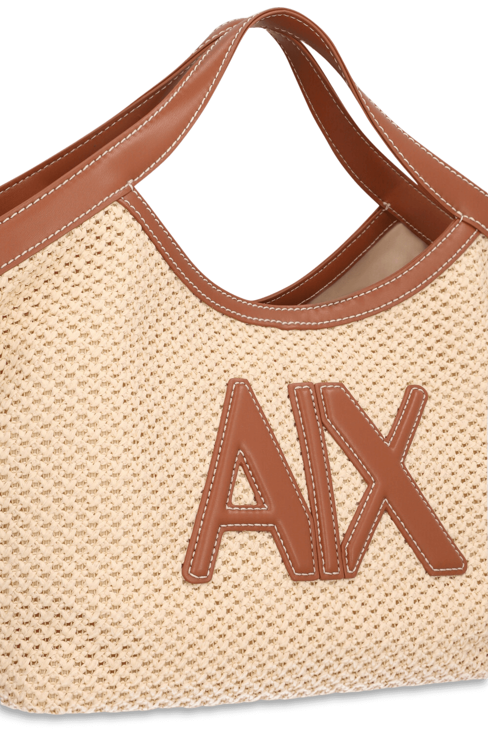 תמונת תקריב של תיק קש