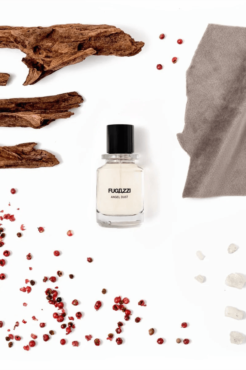 תמונת תקריב של Angel Dust Extrait de Parfum 100 ML