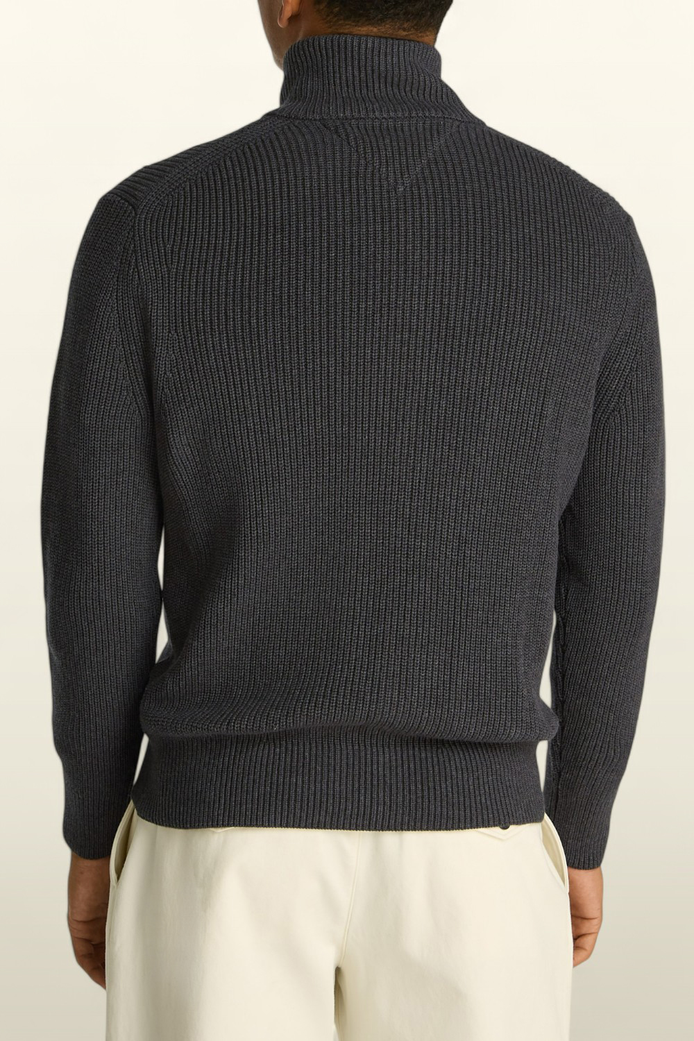 תמונת דוגמן אחורית של סריג כותנה