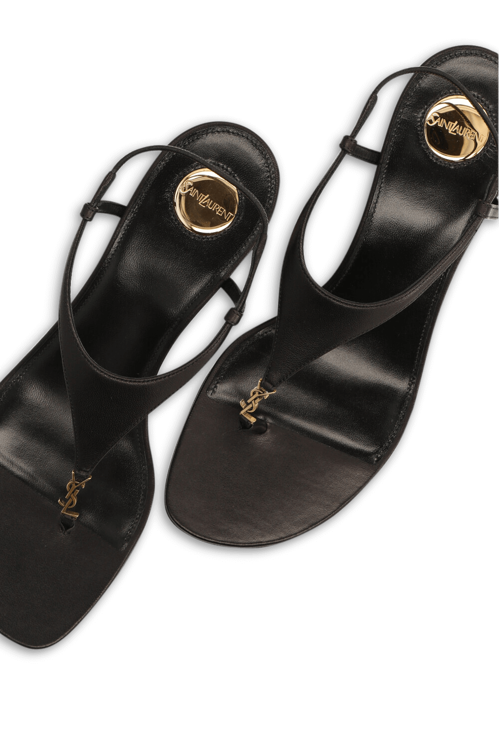 תמונת פנים של סנדלי אצבע עקב