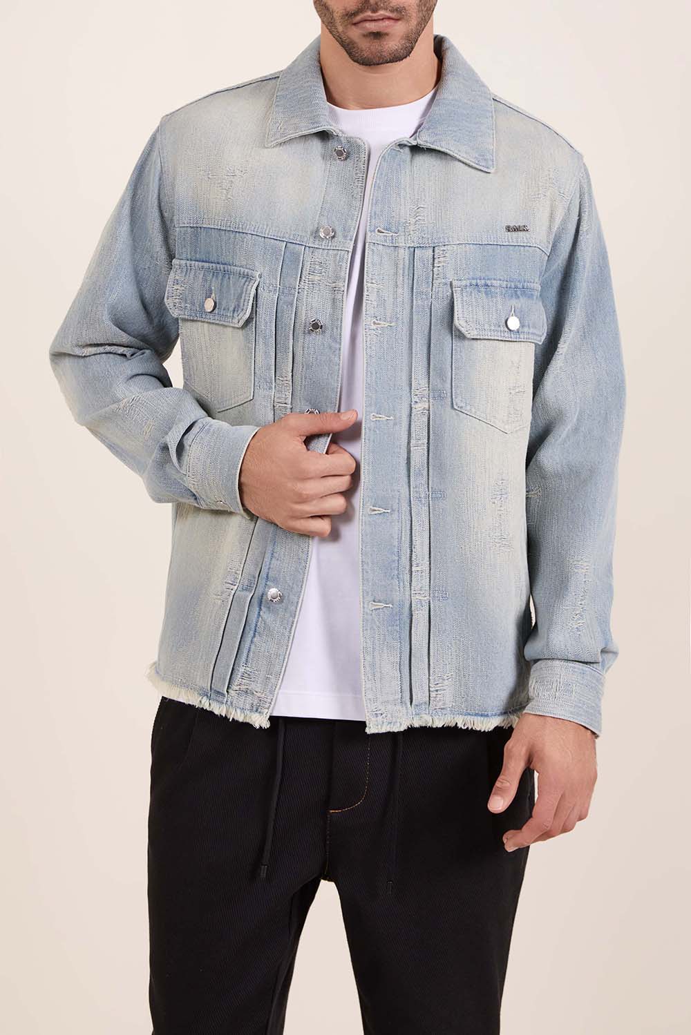 תמונת דוגמן קידמית של ז'קט ג'ינס