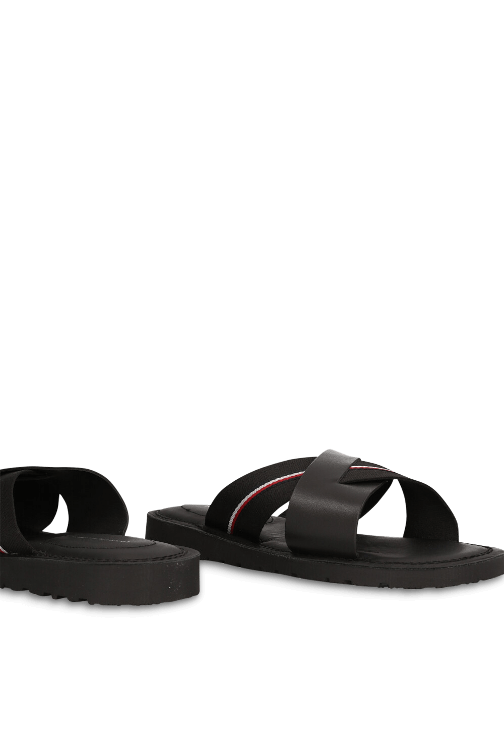 תמונת תקריב של כפכפי סליידס