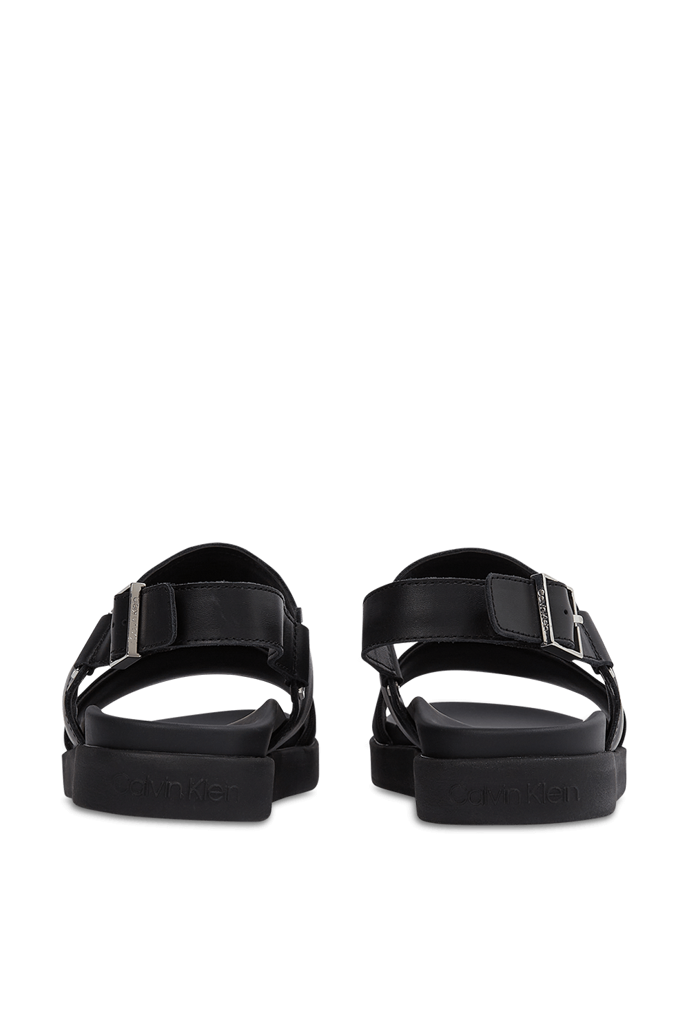 תמונת תקריב של סנדלי סלינג בק