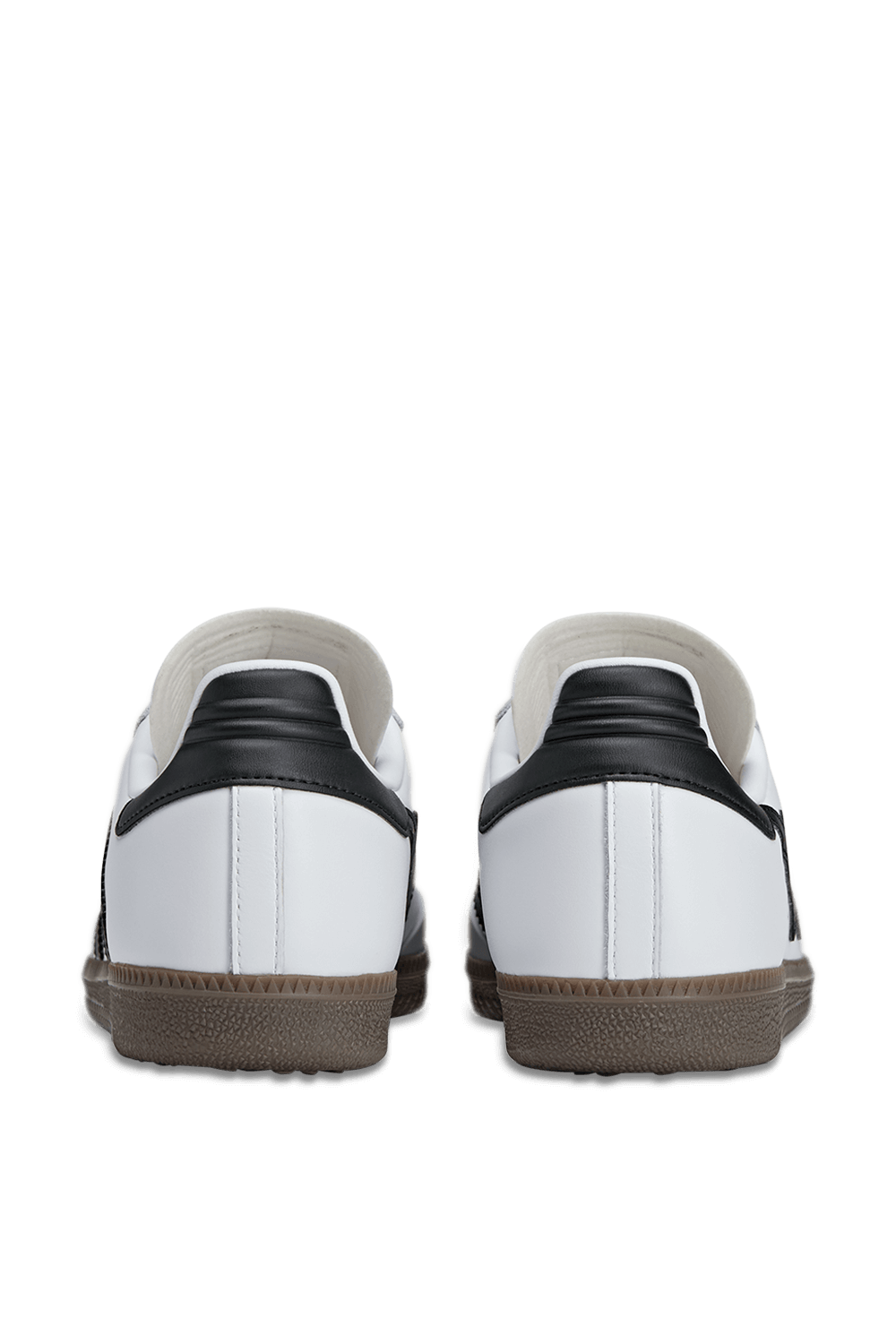 תמונת תקריב של נעלי סמבה אדידס X בייפ