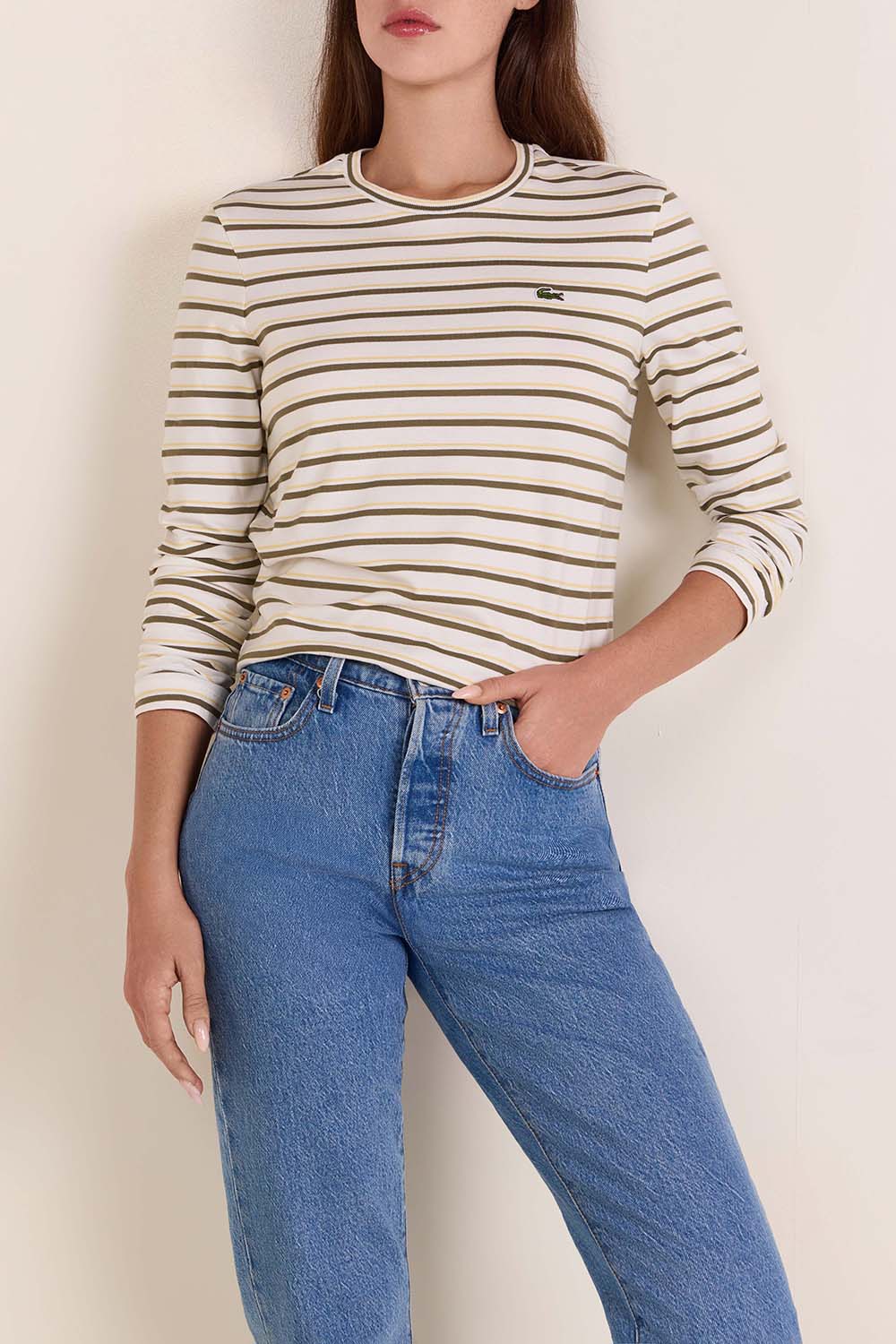 תמונת דוגמן קידמית של חולצת טי שרוול ארוך