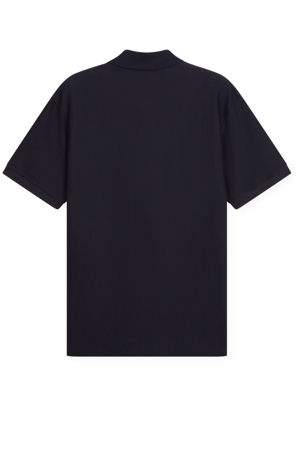 תמונה אחורית של חולצת פולו