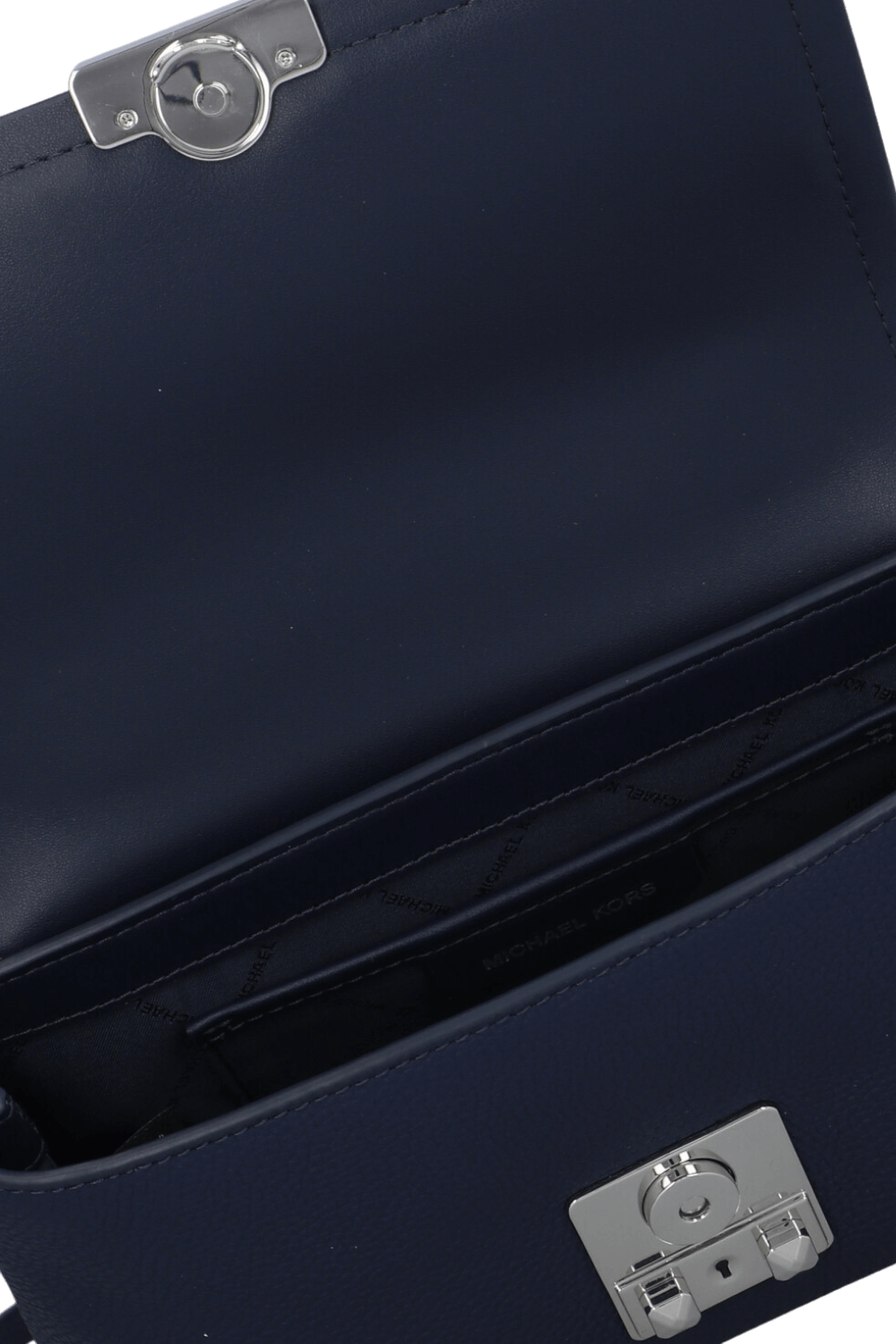 תמונת פנים של תיק טרייבקה מדיום