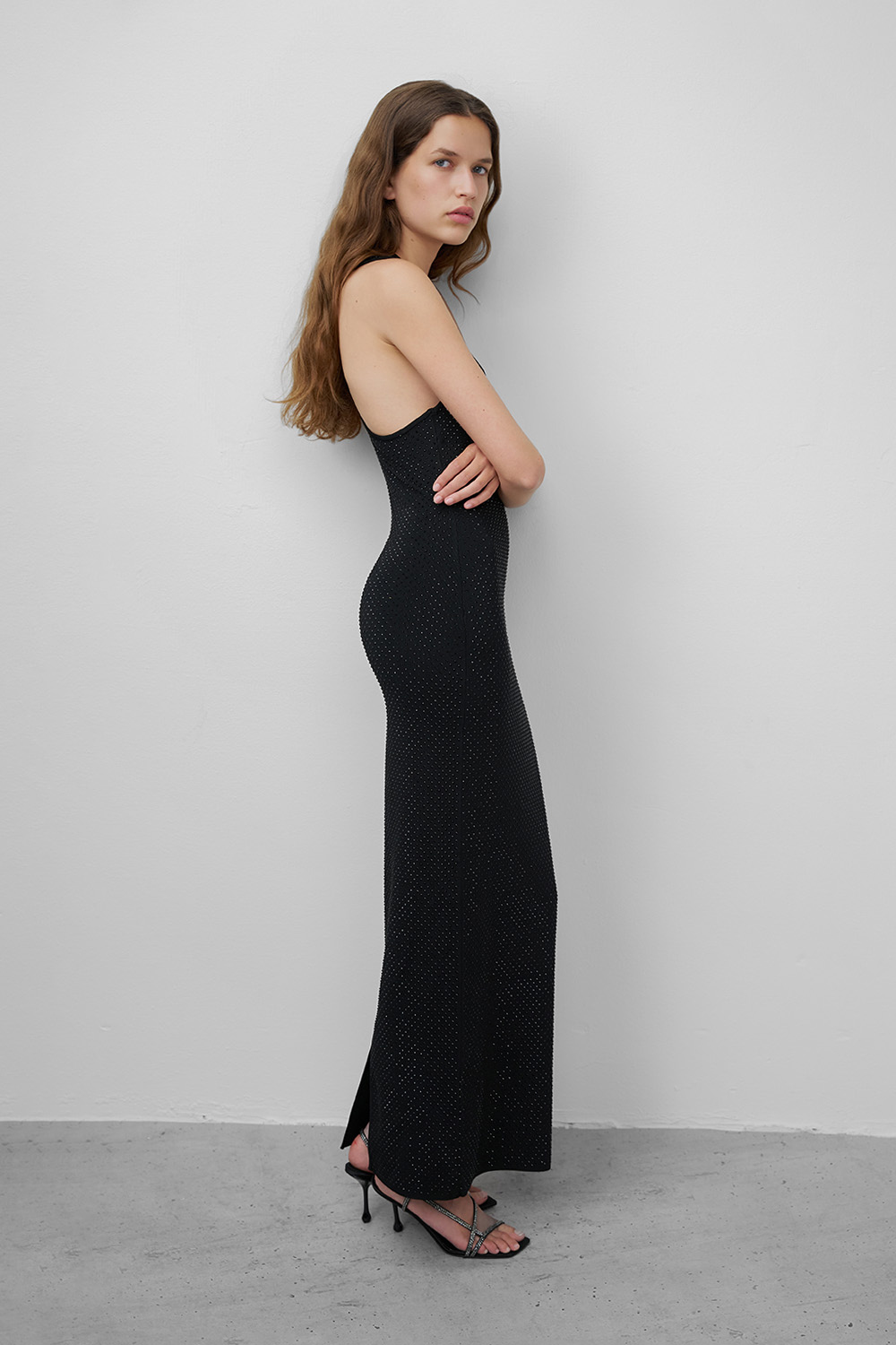 תמונת דוגמן קידמית של שמלה סרוגה אגת