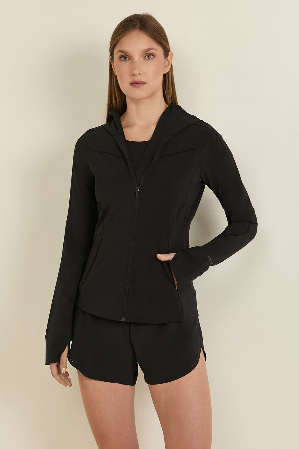 תמונת דוגמן קידמית של Mist Over Windbreaker