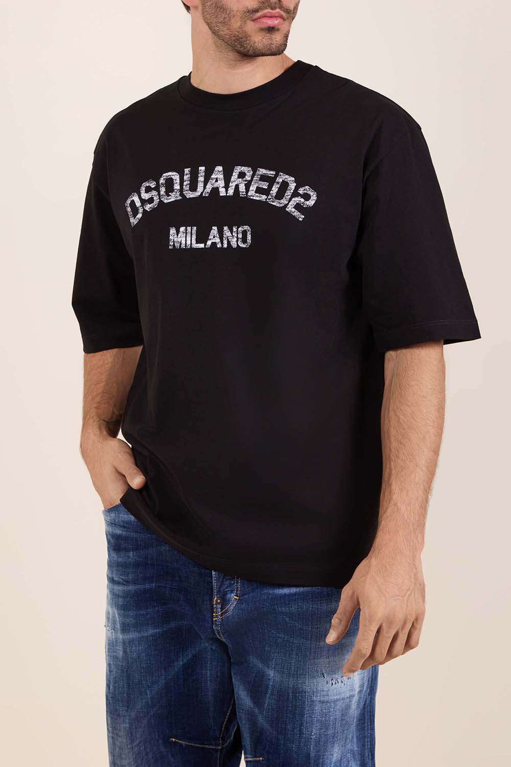 תמונת דוגמן קידמית של חולצת טי