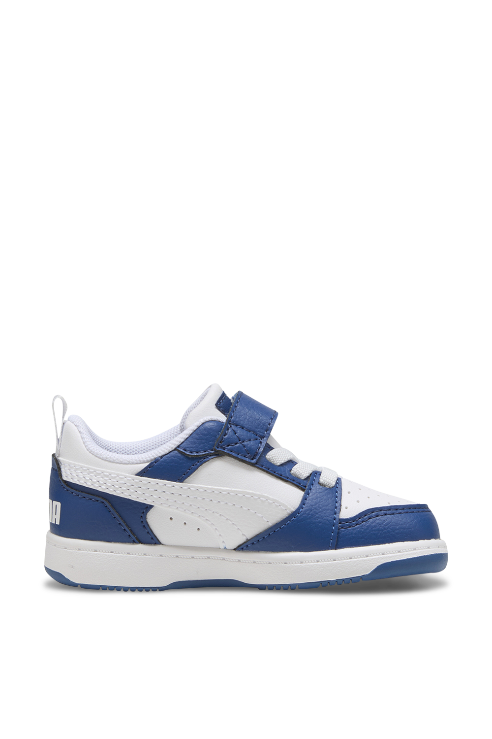 תמונה קידמית של נעלי סניקרס ריבאונד וי 6