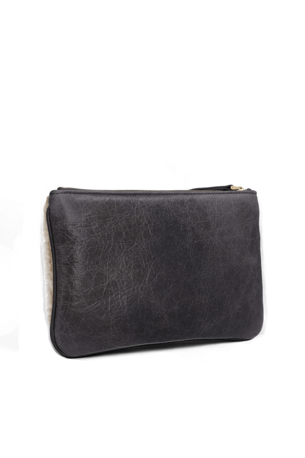 תמונה אחורית של תיק קלאץ'