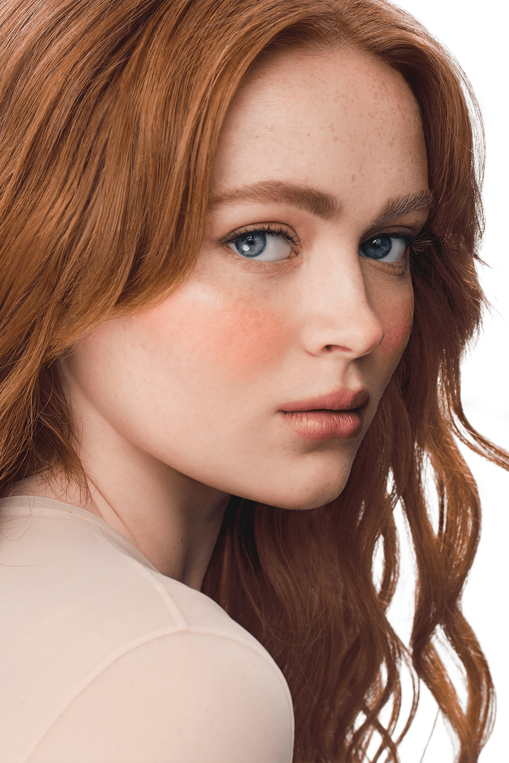 טינט ללחיים ולשפתיים