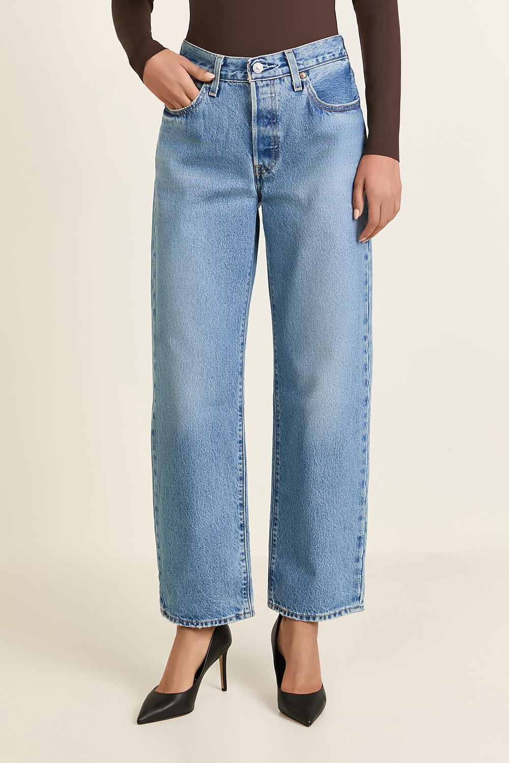 תמונת דוגמן קידמית של מכנסי ג'ינס 501 90 בגזרה ישרה רחבה