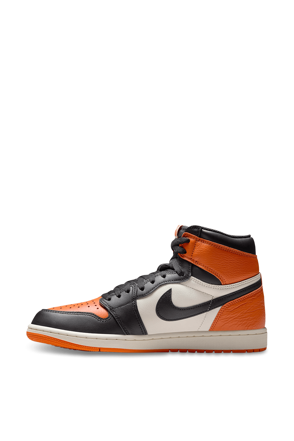 תמונה אחורית של נעלי סניקרס אייר ג'ורדן 1 רטרו