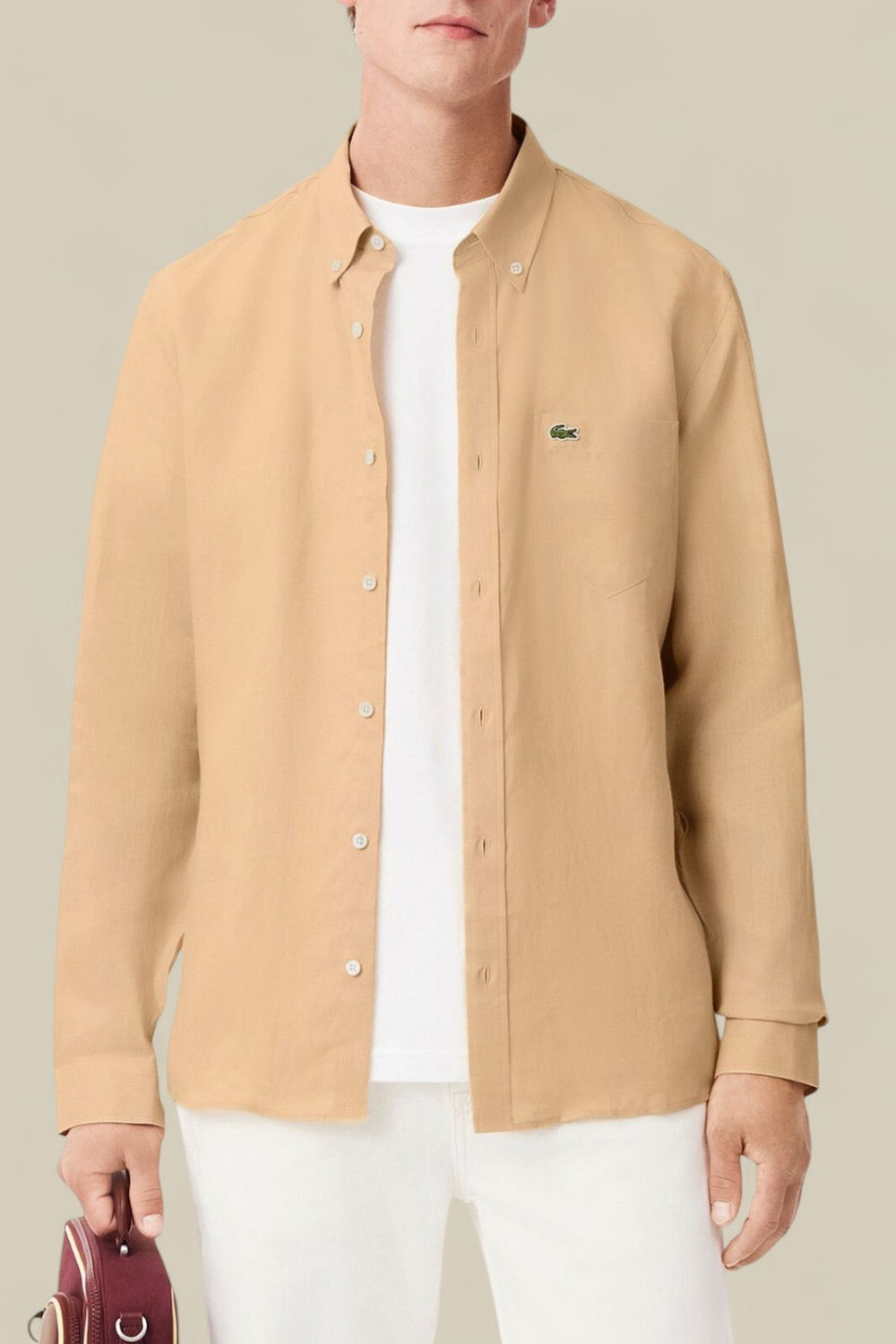 תמונת דוגמן קידמית של חולצת כפתורים