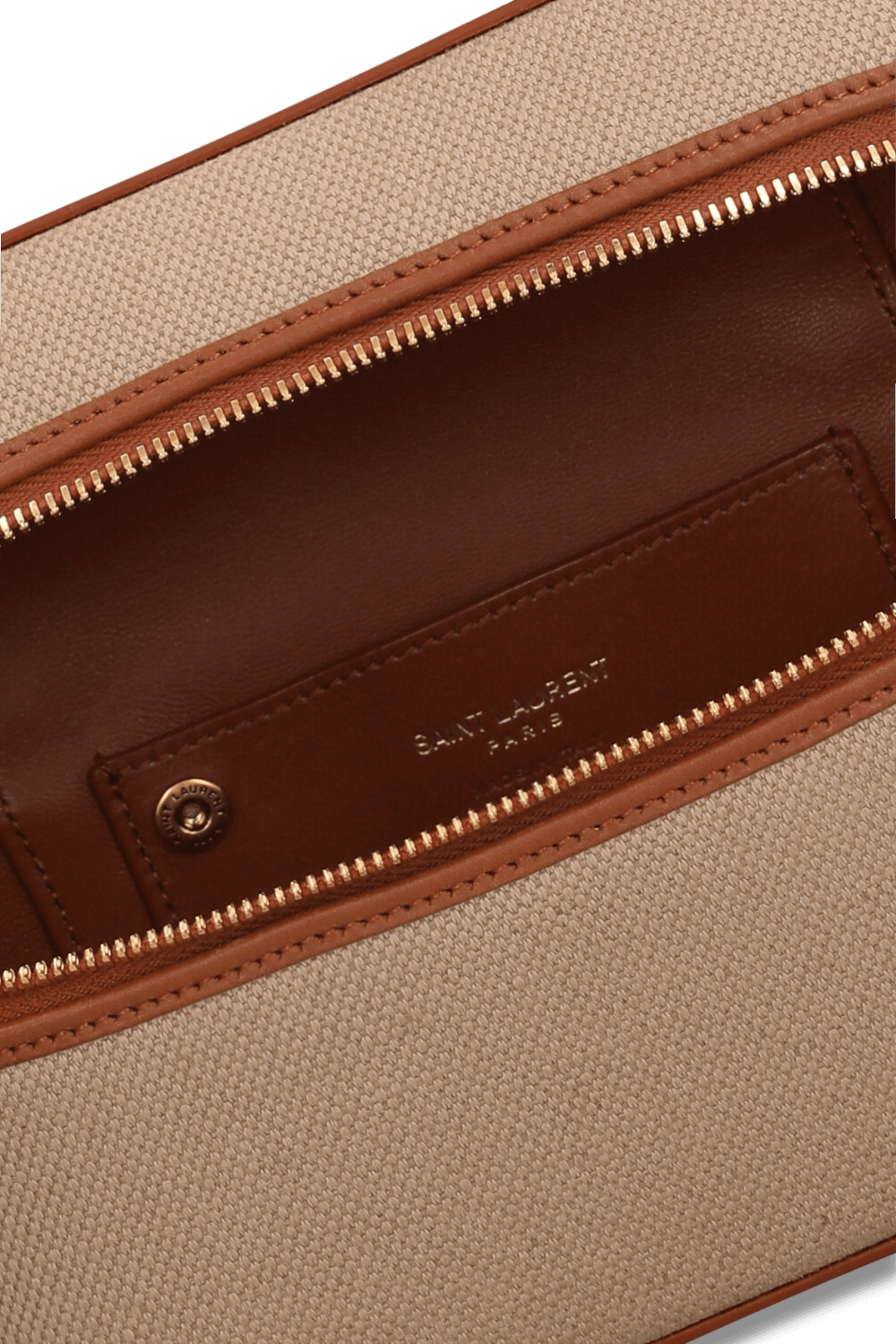 תמונת פנים של תיק קרוסבודי