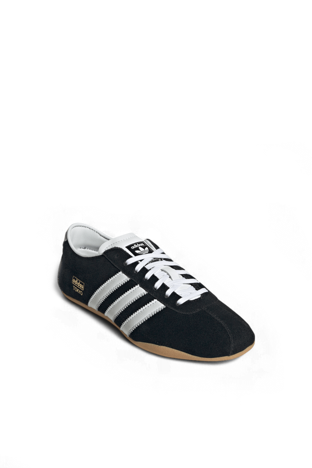 תמונת תקריב של נעלי סניקרס טוקיו