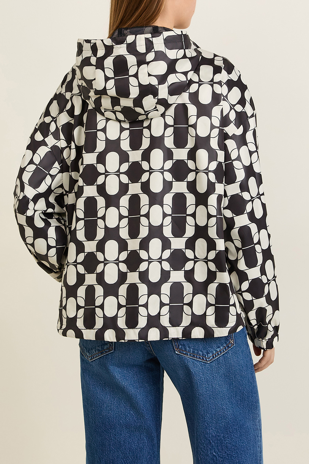 תמונת דוגמן אחורית של ז'קט קל