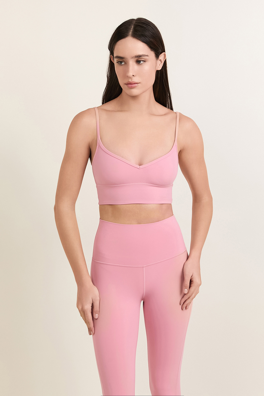 תמונת דוגמן קידמית של Align™ Sweetheart Bra A/B