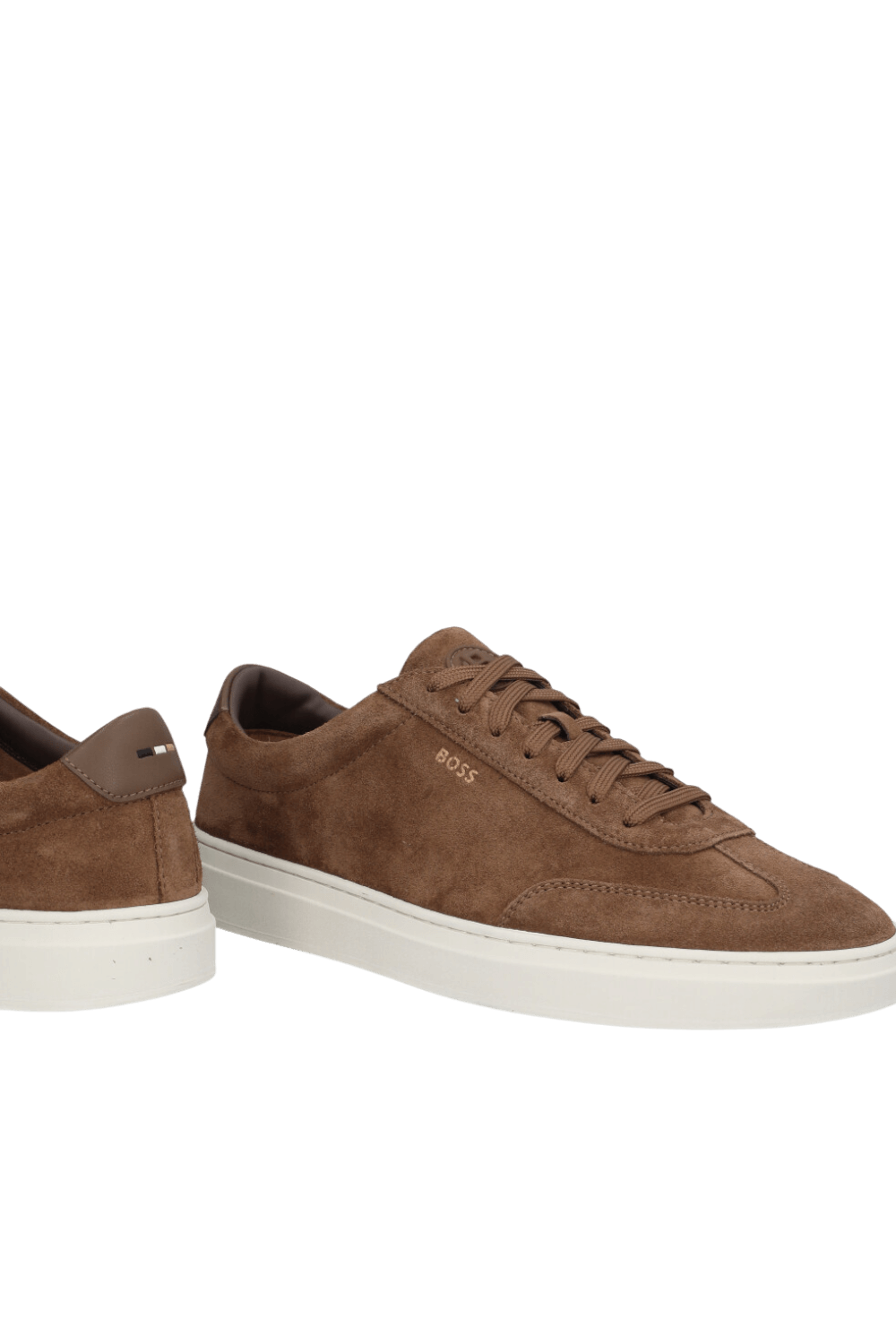 תמונת תקריב של נעלי סניקרס