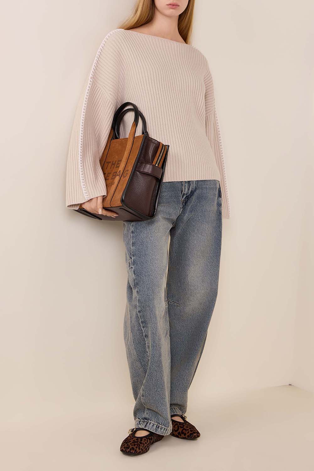 תמונת דוגמן קידמית של נעלי מרי ג'יין