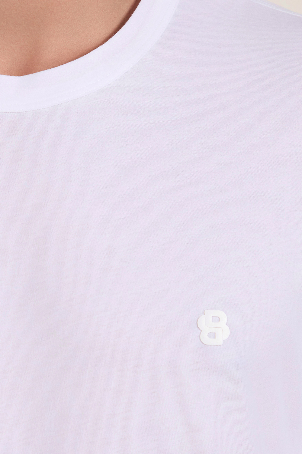 תמונת תקריב דוגמן של חולצת טי