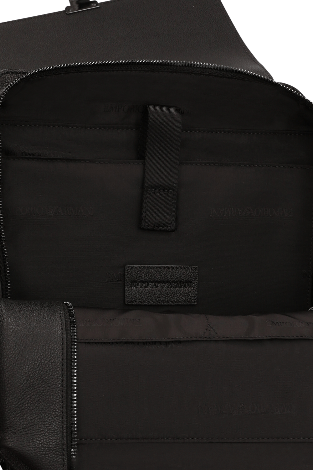 תמונת פנים של תיק גב ללפטופ