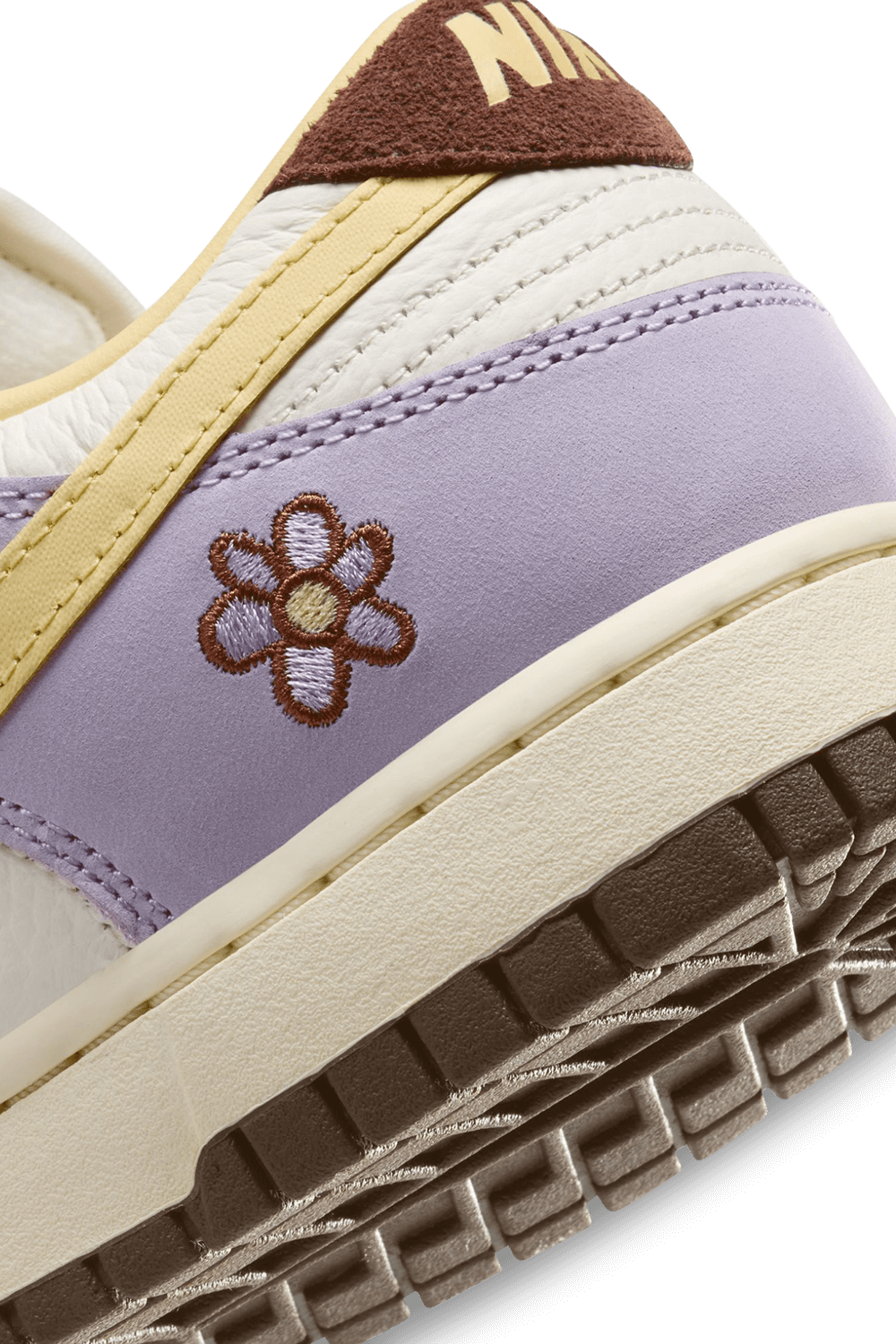 נעלי סניקרס דאנק